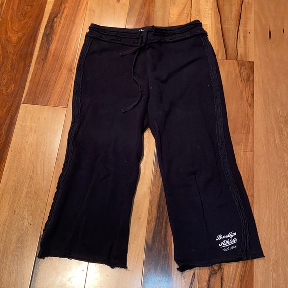 BROOKLYN ATHLETIC SWEATPANTS~EMBROIDERED~GIRLS XL - Picture 1 of 4